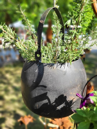 Preview: Pflanztopf zum Hängen, schwarz-gold