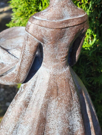 Preview: Polyresin Blumenfee Ariana, mit Blütenschale