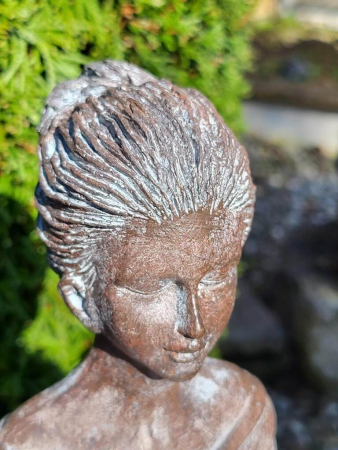 Preview: Polyresin Blumenfee Ariana, mit Blütenschale