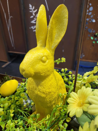 Polyresin Hase Lovis, gelb