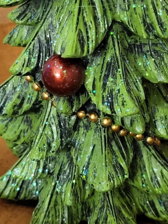 Preview: Polyresin Weihnachtsbaum mit LED Beleuchtung