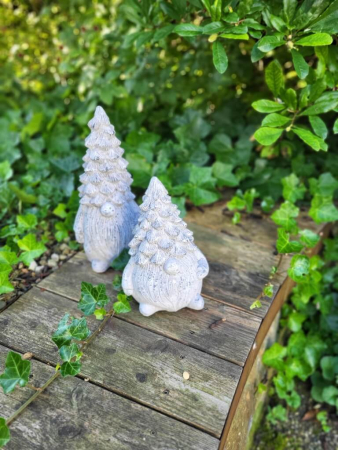 Preview: Polyresin Wichtel Zapfen Ivar, groß