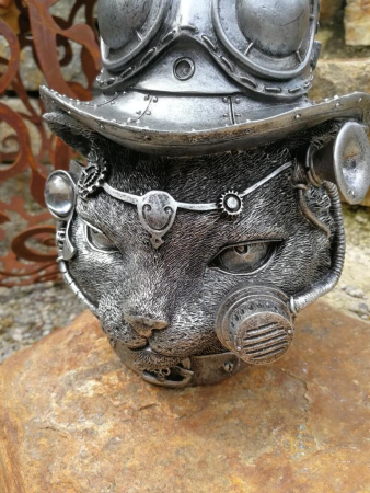Preview: Steampunk Katzenkopf Fidelia aus Polyresin