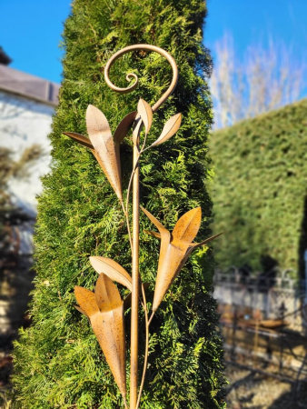 Preview: Edelrostoptik Rankstab Blüten, Lilien