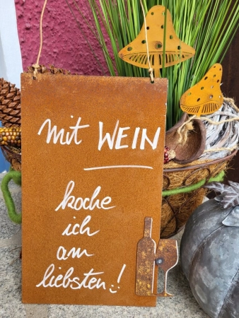 Edelrost Schild mit Weinflasche, Wein und kochen
