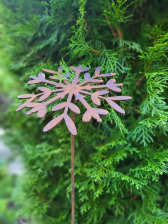 Edelrost Schneeflocke Snugg am Stab