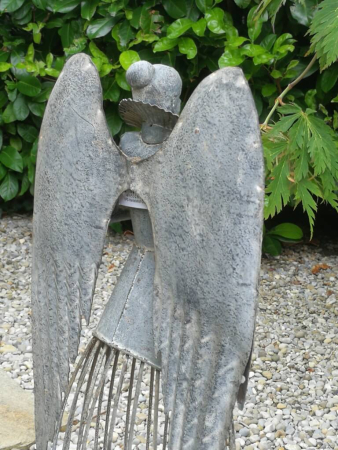 Preview: Dekoengel Lisa betend, grau