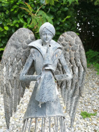 Preview: Dekoengel Lisa mit Trompete, grau