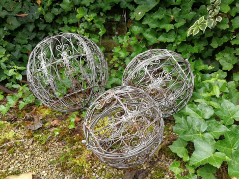 Preview: Dekokugel Bozen, grau-braun