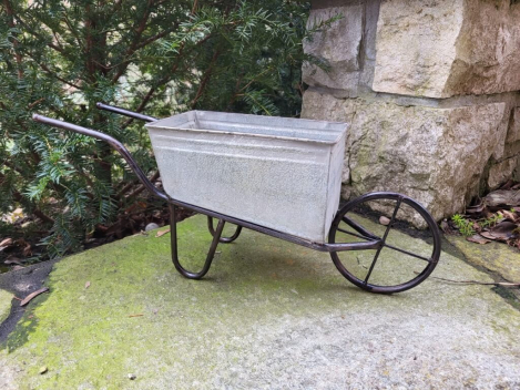 Preview: Shabby Chic Schubkarre zum Bepflanzen