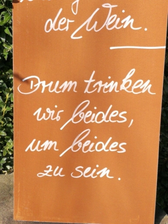 Edelrost Schild mit Weintraube "Wasser und Wein"