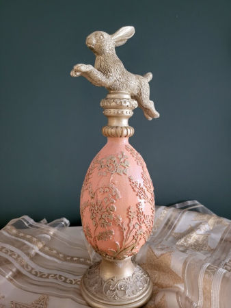 Ständer Ei mit Hase, Minny, orange-gold