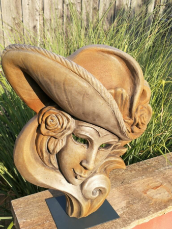 Venezianische Maske Clorinda aus Steinguss