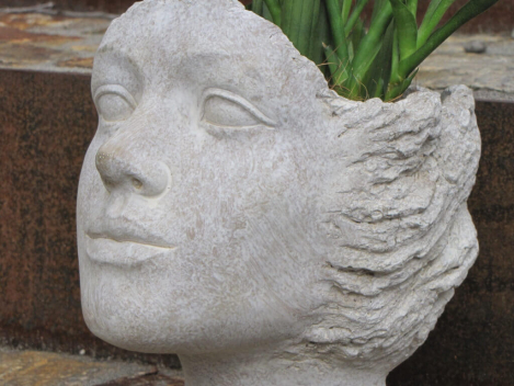 Pflanztopf mit Gesicht aus Zement - Angels Garden Dekoshop