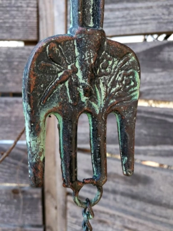 Metall Gartenglocke Forke, grau