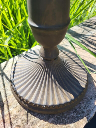 Vogeltränke zum Stellen, schwarz-braun