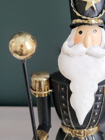 Preview: Weihnachtlicher Wachmann mit Kugelstab, schwarz-gold