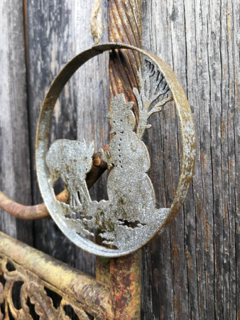 Preview: Dekohänger Nuri Schneemann, altgold