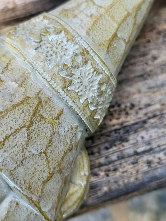 Weihnachtswichtel mit Vogel rechts, natur, Polyresin
