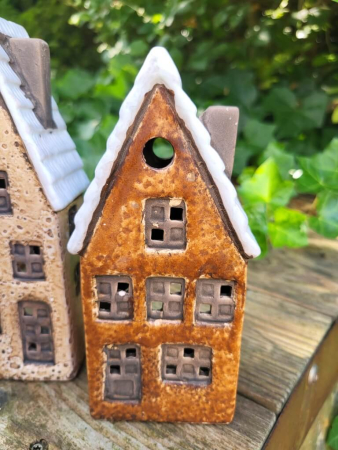 Preview: Keramik Windlicht Häuser mit Sprossenfenster, 3er-Set