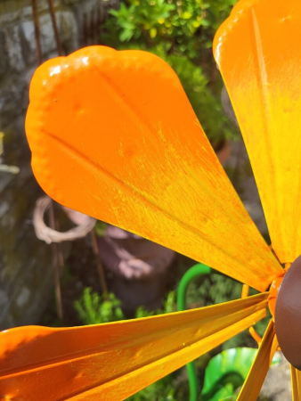 Preview: Windrad Gelb-Orange, zum Stecken