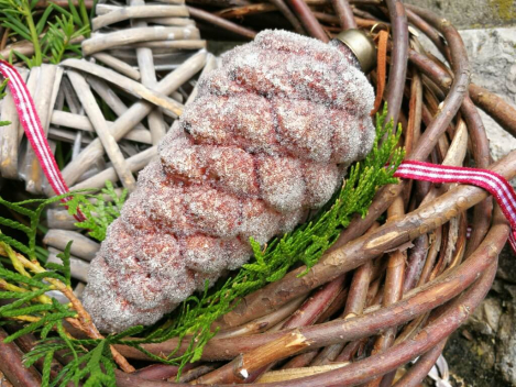 Preview: Christbaumkugel Zapfen Mikana 13 cm, dunkelbraun