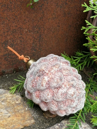 Christbaumkugel Zapfen Mikana 10 cm, rotbraun