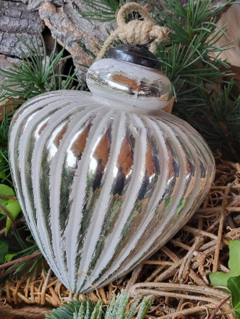 Weihnachtskugel Zapfen weiß-silber, groß