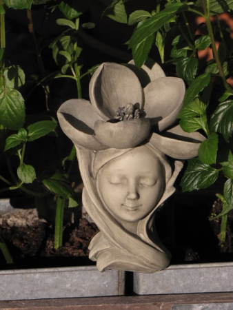 Blumenkind Magnolie aus Resin