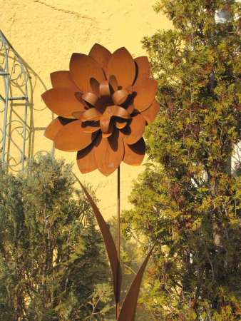 Edelrost Blume Brit