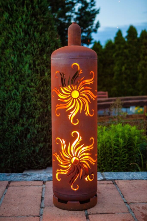 Edelrost Feuersäule Gasflasche Sonne