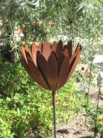 Edelrost Gartenstecker Chrysantheme 40 cm