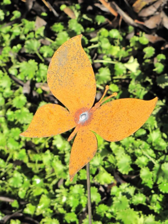 Edelrost Schmetterling am Stab mini