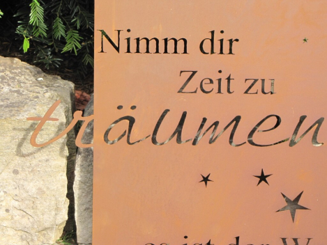 Edelrost Gedichttafel Weg zu den Sternen
