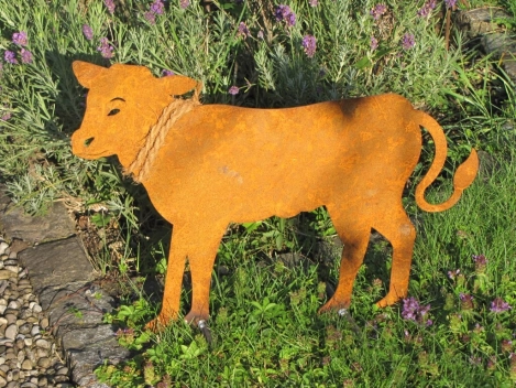 Edelrost Kalb auf Querstange