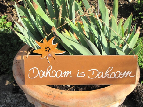 Edelrost Schild mit Enzian Dahoam is Dahoam