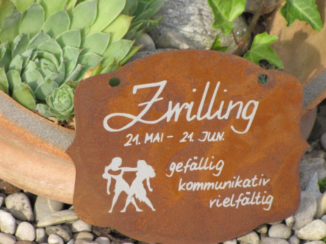 Edelrost Sternzeichen Gedichttafel Zwilling klein