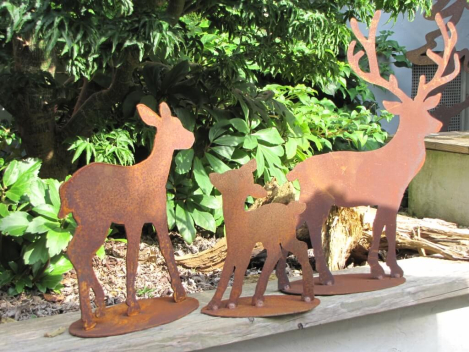 Edelrost Tierfamilie Hirsch Reh und Rehkitz
