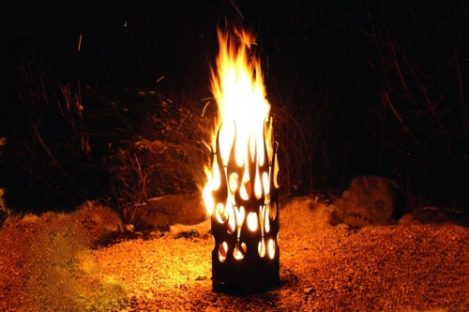 Geflammte Edelrost Feuersäule
