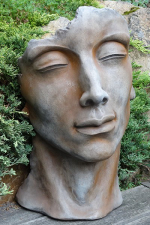 Steinfigur Maulwurf liegend Steinguss Schiefergrau Gartendeko Gartenfigur Statue 