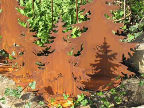 Tannenbaum auf Platte aus Edelrost, 30 cm