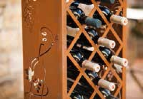 Weinregal aus Edelrost