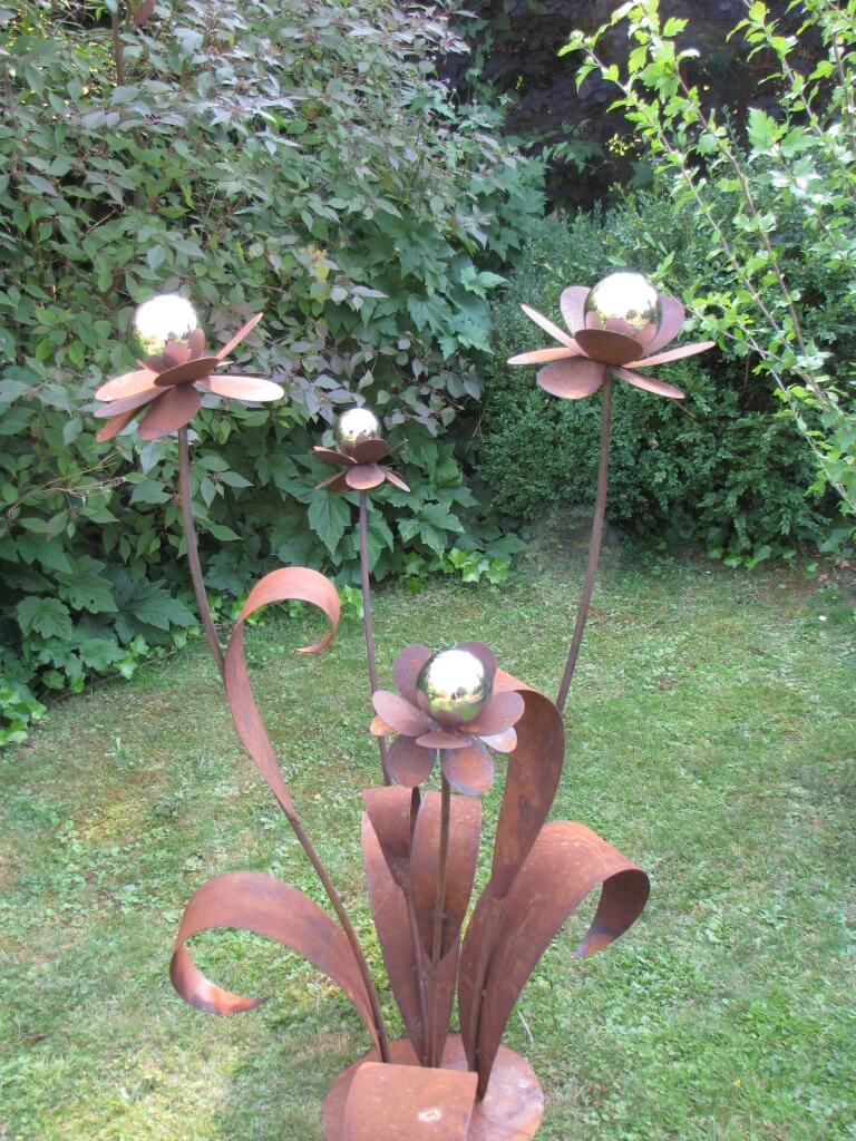Edelrost Blume Mit Edelstahlkugeln Angels Garden Dekoshop
