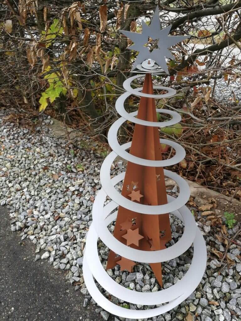 Weihnachtsbaum mit Spirale und Sternspitze aus Edelrost Angels Garden
