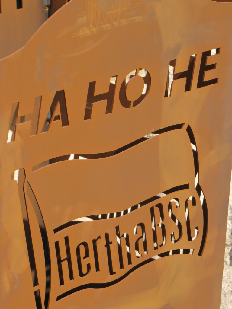 HERTHA BSC Edelrost Feuerkorb "HA HO HE HERTHA BSC" - Angels Garden