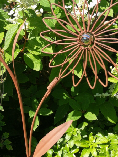 Edelrostoptik Blüte Sünaj am Stab
