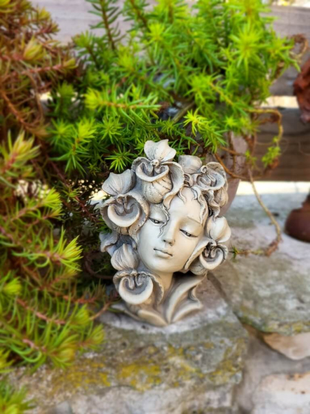 Blumenkind Frauenschuh aus Resin