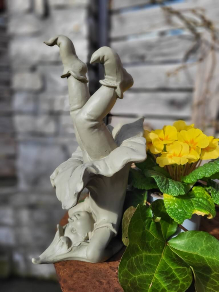 Blütenkind Kopfstand Enzian aus Resin