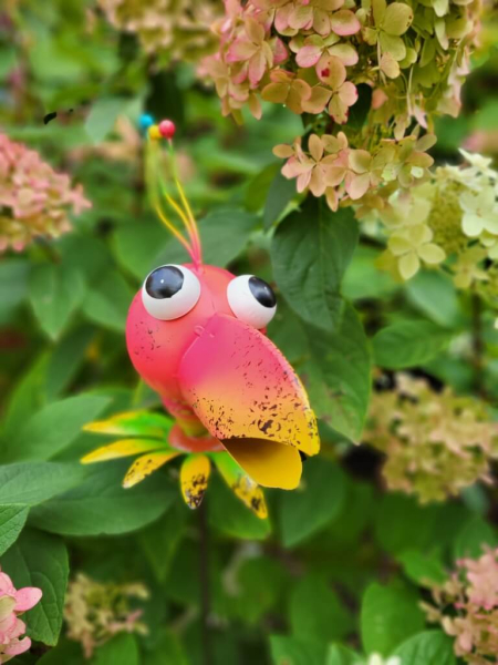 Hippie Stecker Papagei Daisy, pink