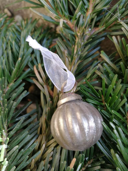 Christbaumkugel Minikugel, grau